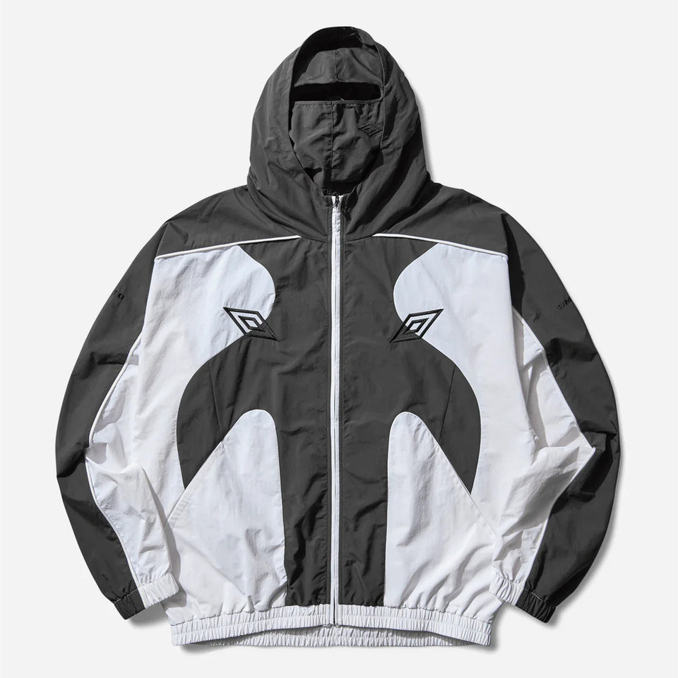 Guarding Masked Tracktop White